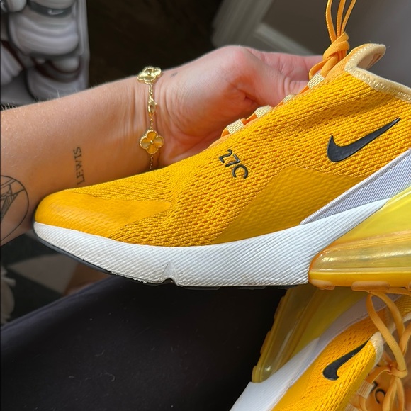 Nike Yellow and White Athletic Shoes 270 rare color